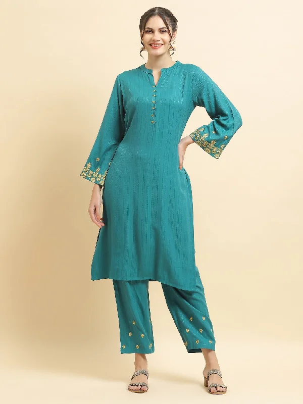 Comfortable Fall Sleep Sets Women Poly Viscose Green Embroidered Kurta With Comfort Pant