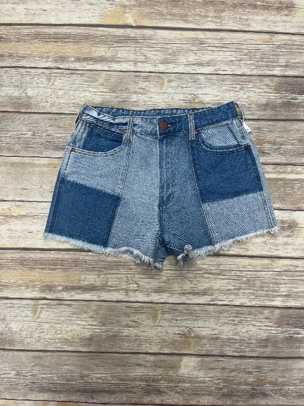 cute comfortable shorts women Blue Denim Shorts Billabong, Size 10