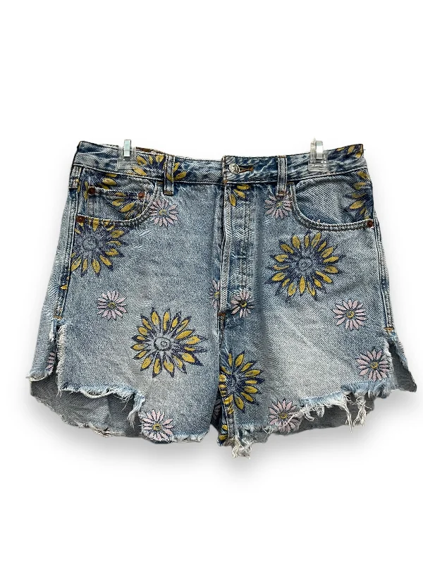 cute comfortable women’s shorts Blue Denim Shorts We The Free, Size 4