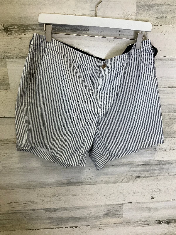 boho chic women’s shorts Blue & White Shorts Old Navy, Size 14