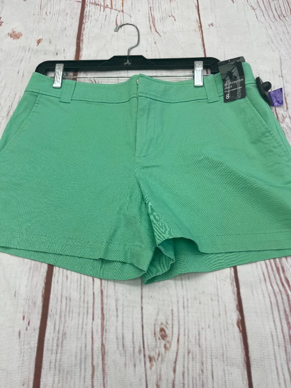 women’s shorts for traveling Green Shorts New York And Co, Size 8