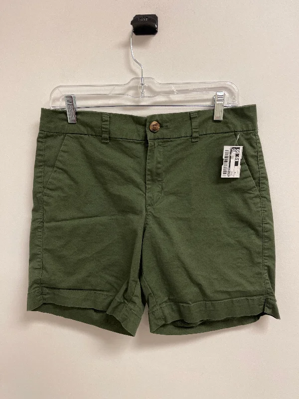 women’s shorts for hot days Green Shorts Old Navy, Size 8